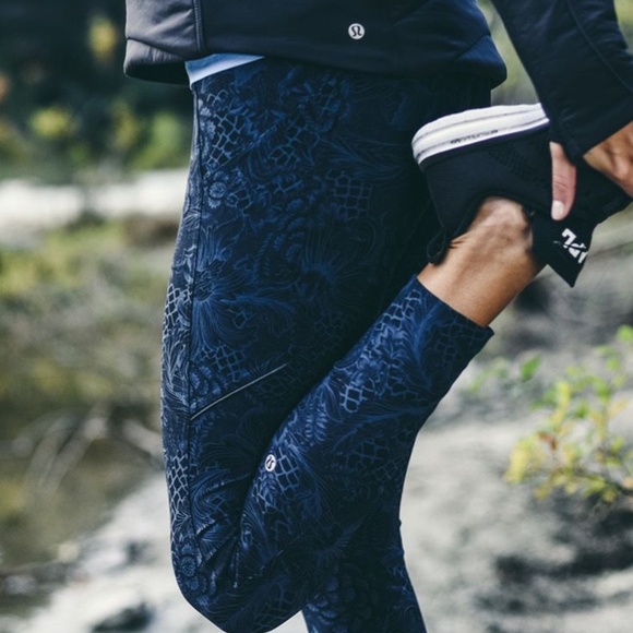 Lululemon Speed Up Tight (Full-On Luxtreme 28”) - Nouveau Mach Blue Black - Picture 3 of 4